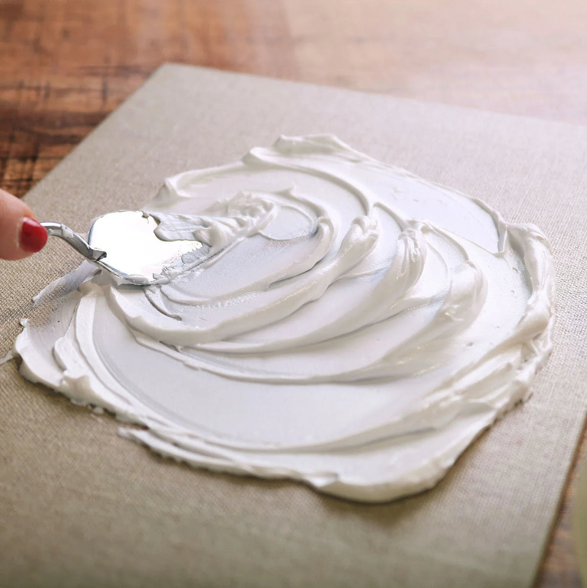Relief texture created on canvas with ARTMiE Butter Fine texture paste