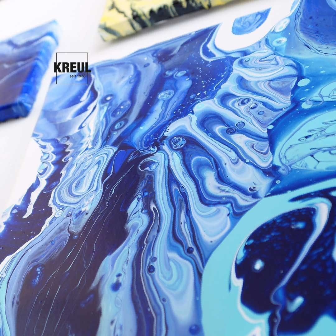 Pouring-Art-Technik mit Acrylfarben