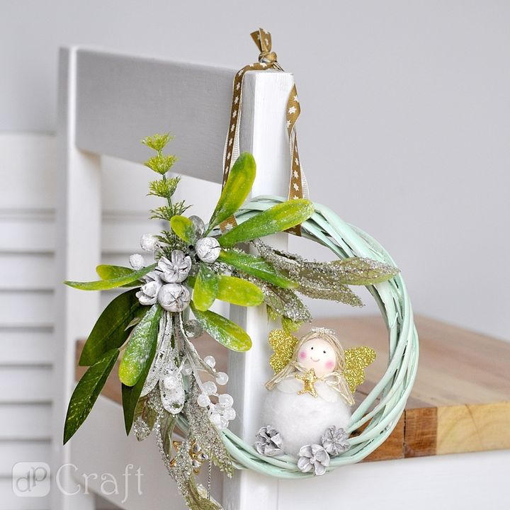 3D Decorative Mistletoe Branches, Set of 2