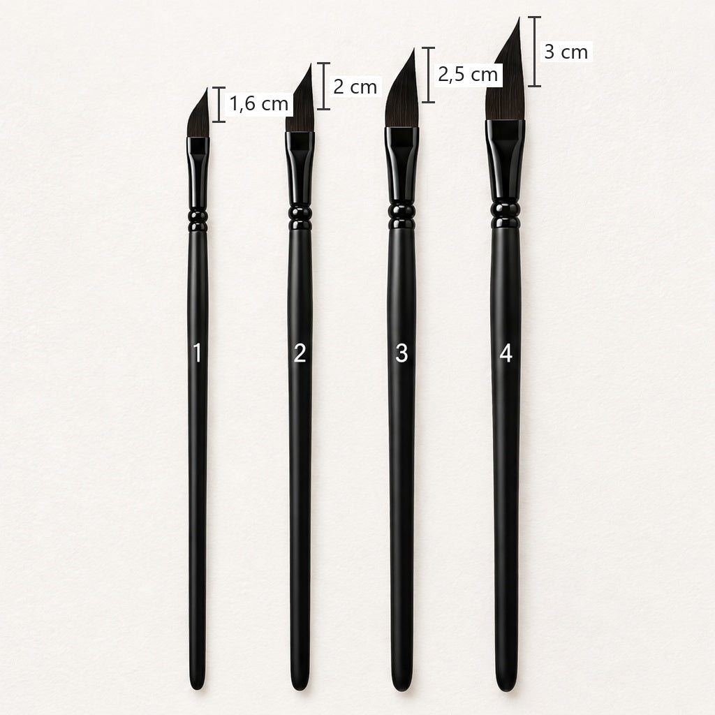 Dagger Watercolor Brush Set 1 – 4, 4-piece set