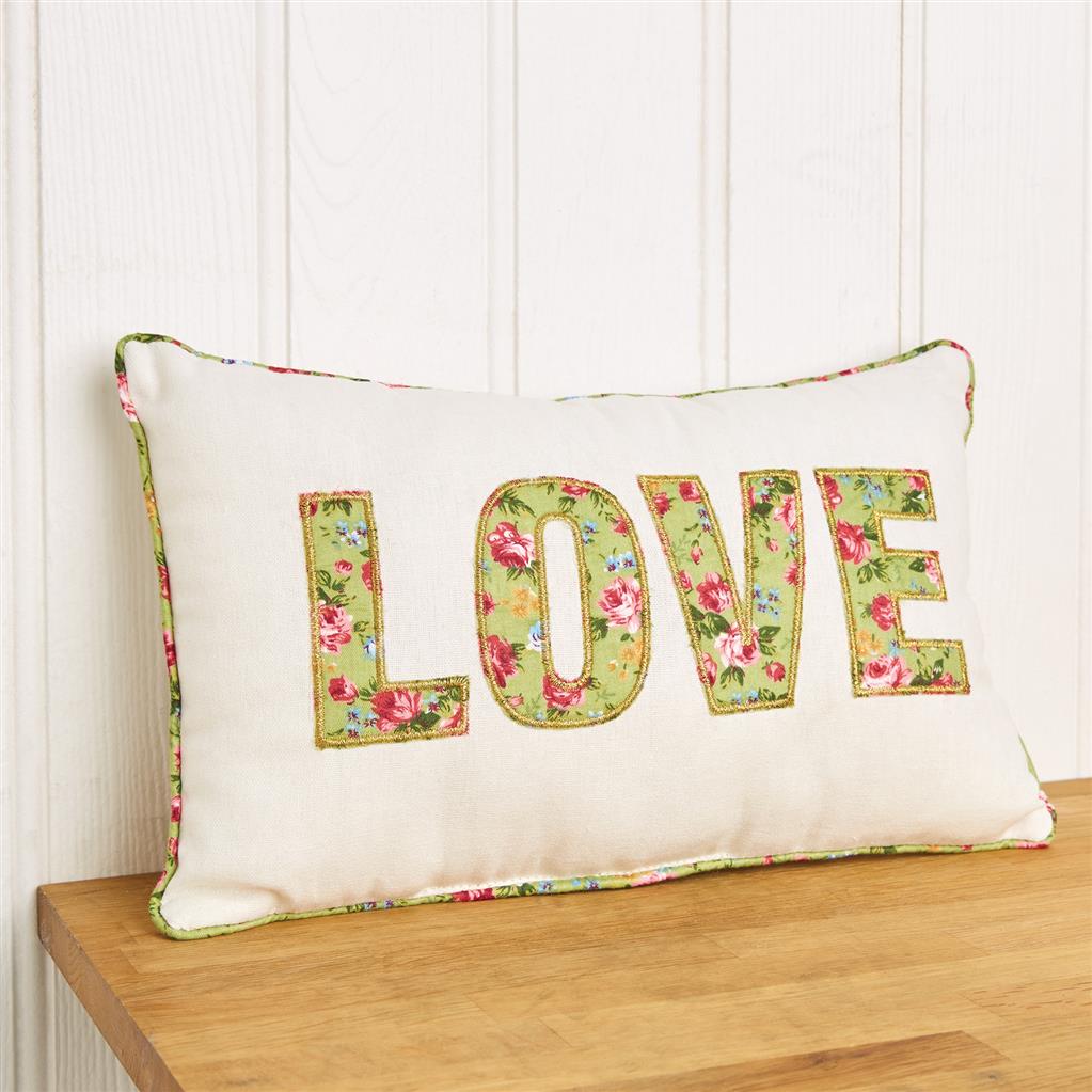 Docrafts Love Pillow Sewing Set