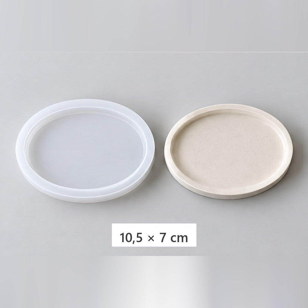 Flexible Silicone Casting Mold for Trays and Coasters – oval coaster – 10.5 × 7 cm