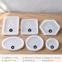 Flexible silicone mold for casting trays and coasters