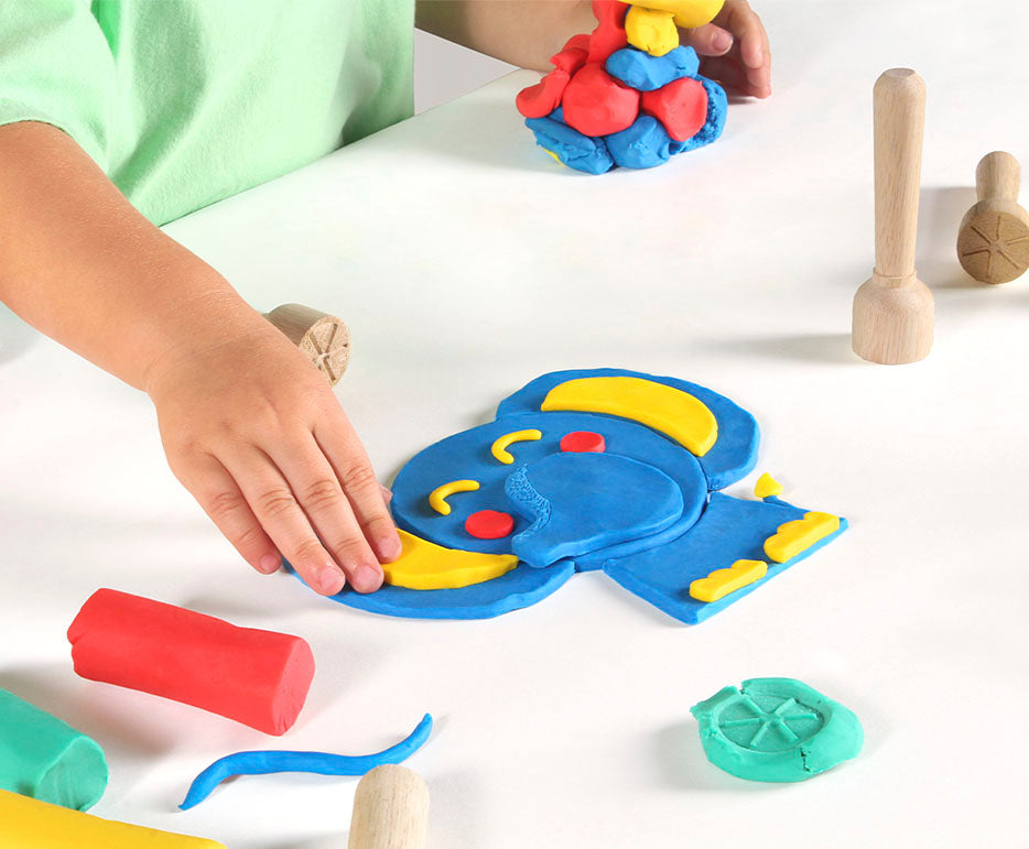 JOVI My First Soft Natural Modeling Clay Set 20 x 38 g, 4 Colors and 9 Stamps