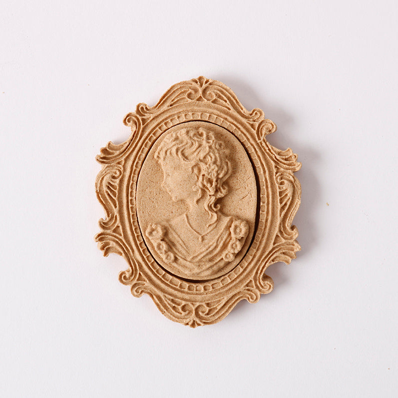 Pentart Elastic Wood Cameo 4.5 x 5 cm