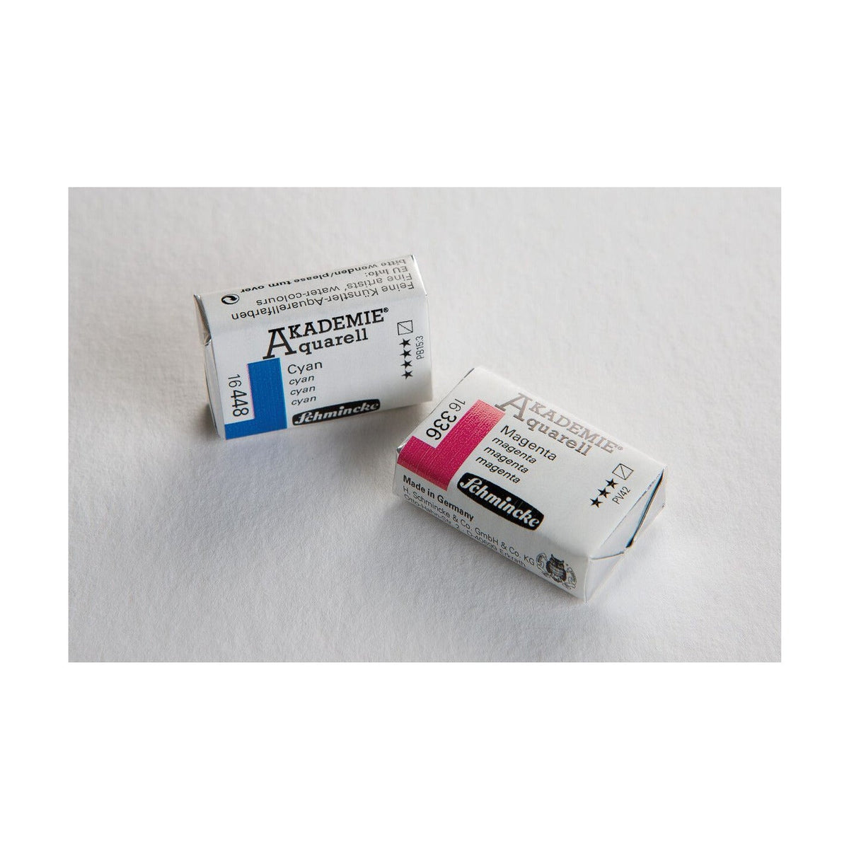 Schmincke AKADEMIE Aquarell Metal Watercolor Box for 12 Whole Pans