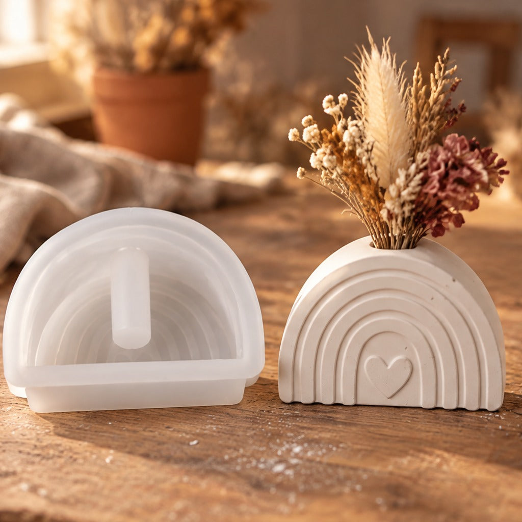 Silicone Mould for Mini Dried Flower Bud Vases – rainbow – 6.4 × 4.9 cm