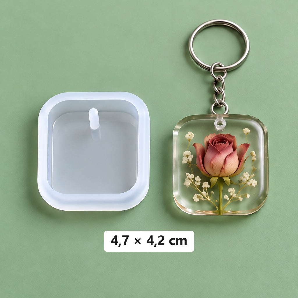 Silicone Resin Pendant Mold with Keyrings – square mold 4,7 × 4,2 cm + 3 key rings