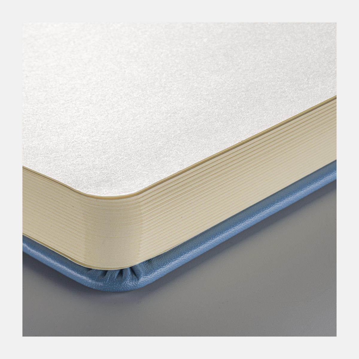 Sketchbook ROYAL TALENS Art Creation Light Blue 12 x 12 cm, 140 g, 80 sheets
