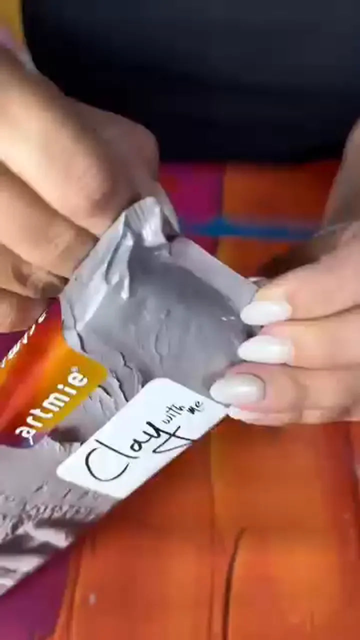 Reel — Clay with me modeling clay in use